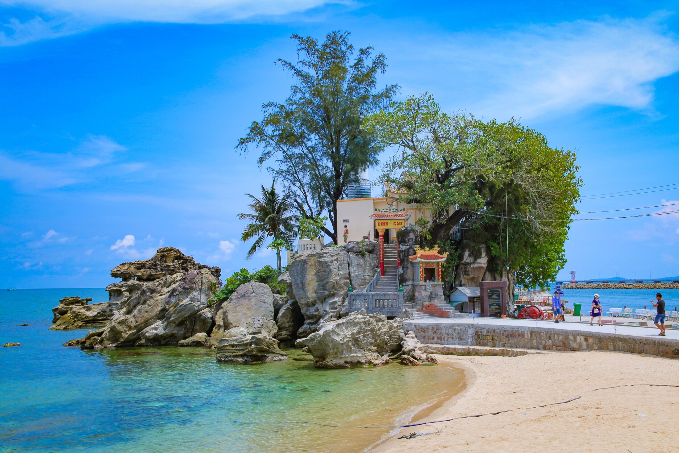 Dinh Cậu Phú Quốc biểu tượng văn hóa và tâm linh giữa đảo Ngọc